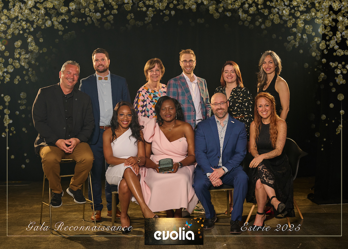 Centraide Estrie 20250530_Gala_Reconnaissance_2025004902-Rayonnement regional-logo (1)