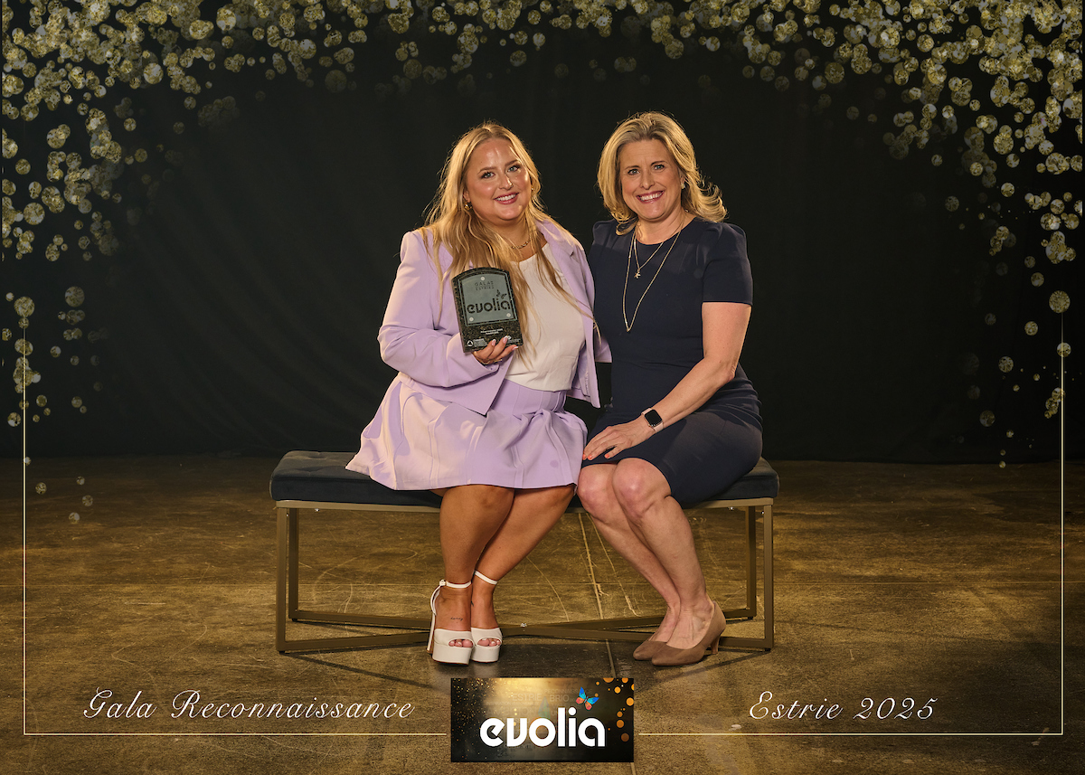 Claudia Côté 20250530_Gala_Reconnaissance_2025007808-pers├®v├®rance-scolaire-logo (2)